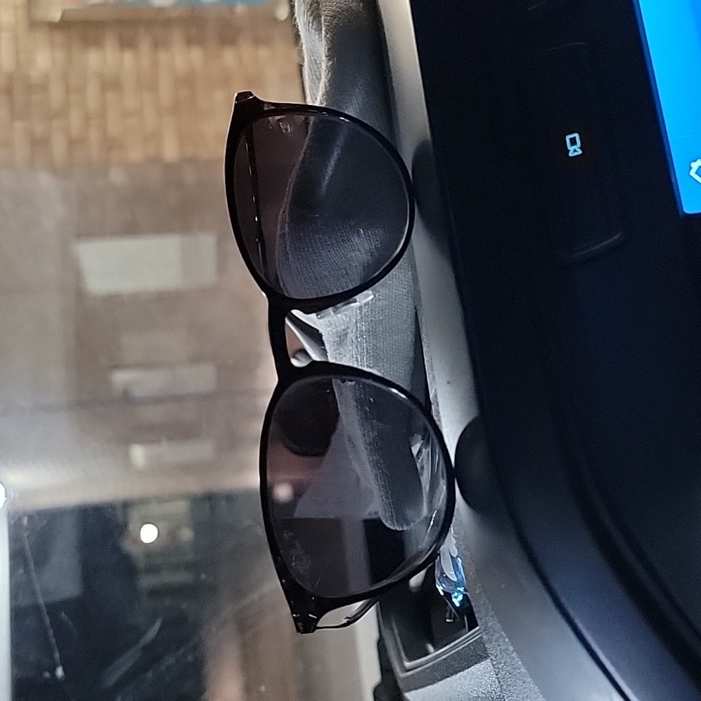 Ray ban